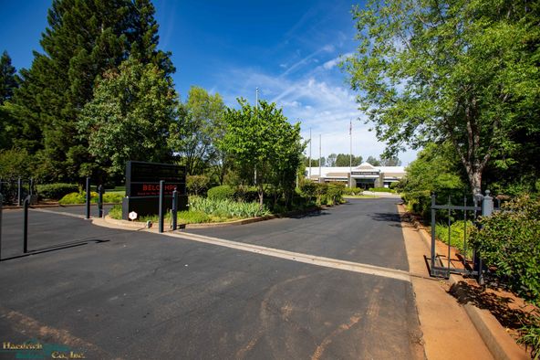 Frozen Gourmet Building: 5800 Airport Rd, Redding, CA 96002
